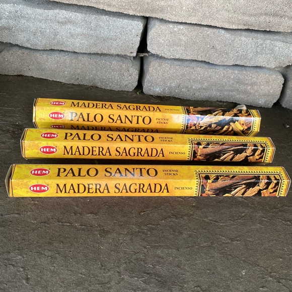 Hem Incense Sticks Palo Santo 3 Boxes (60 Sticks) - Picture 4 of 7